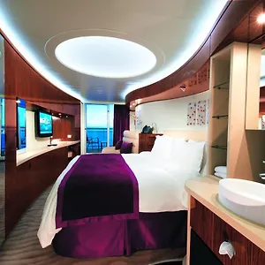 4* Botel Epic Rugby Boat - At Dock